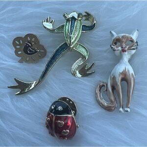 PIN BROACH Lot Of 4 A Cat-Frog-Ladybug-AND A Partridge In A Pear Tree